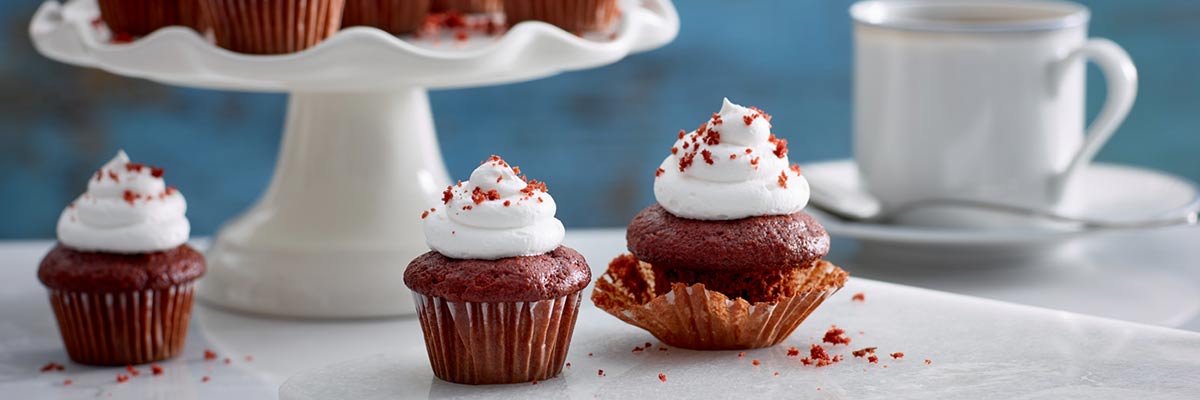 Mini Red velvet cupcakes with Italian Meringue Frosting